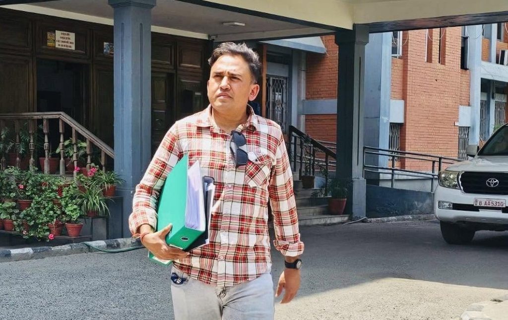 धुर्मुस भन्छन्, ‘न्याय पाउने आशासहित मातृभूमि फर्किएको छु’