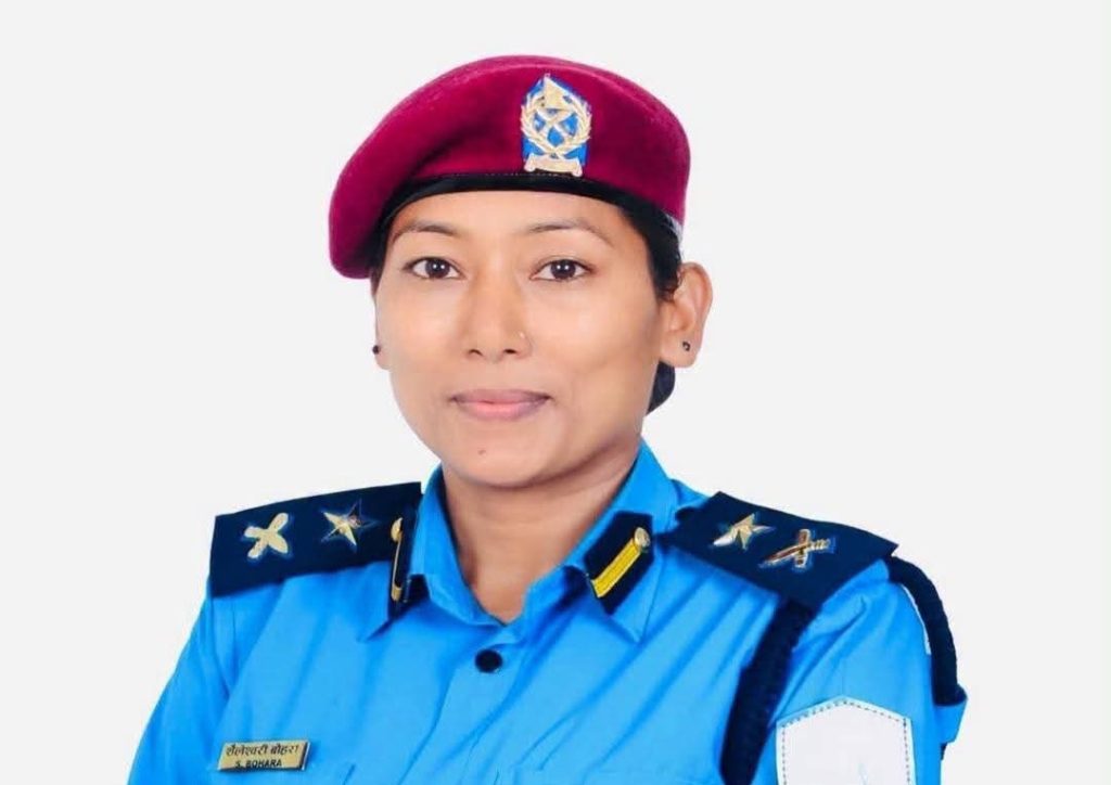 हिमाली जिल्लामध्ये उत्कृष्ट कार्यसम्पादन गर्ने प्रहरी प्रमुख बनिन् बाजुराकी डीएसपी बोहरा