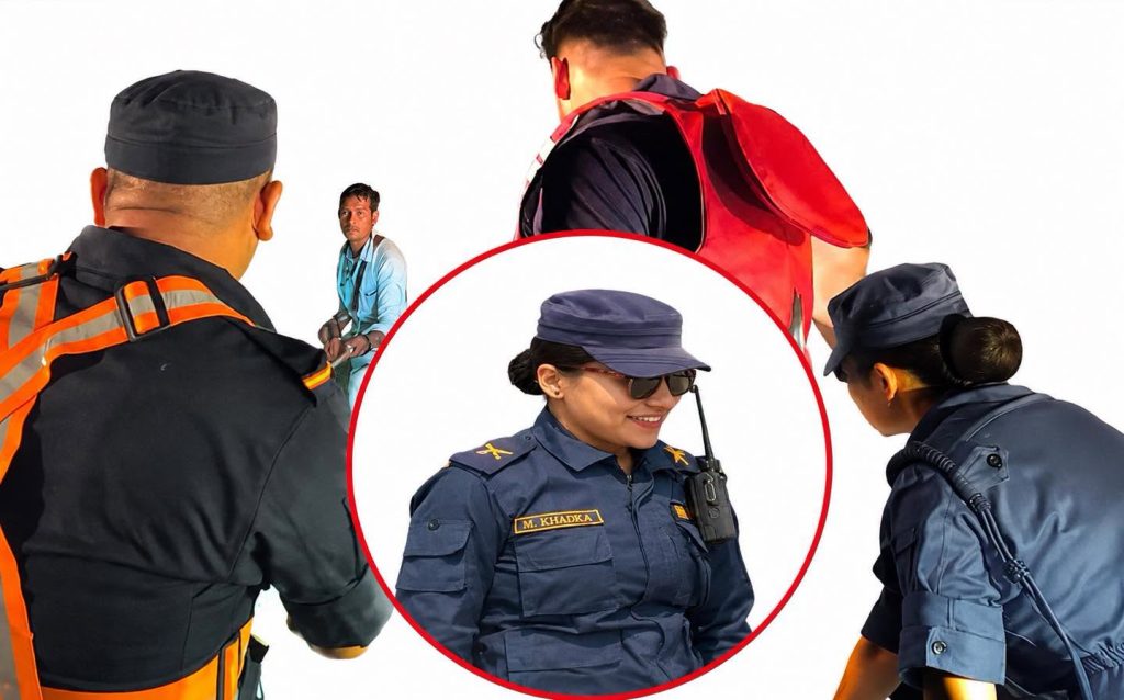 मोटरसाइकलसहित खोलामा बगेका युवकको इन्स्पेक्टर मिरा खड्काको नेतृत्वमा सकुशल उद्धार