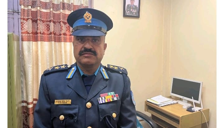 मौन अनुहारहरू, भित्रभित्रै चलिरहेको खेल !