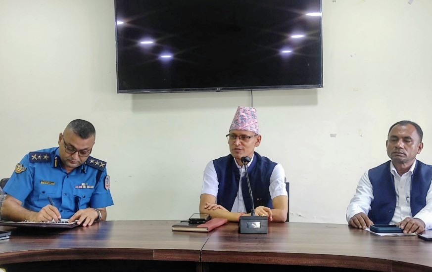 रौतहटका सिडिओ पौडेलको प्रतिबद्धता : सुशासन र भ्रष्टाचार नियन्त्रणमा कुनै सम्झौता हुँदैन