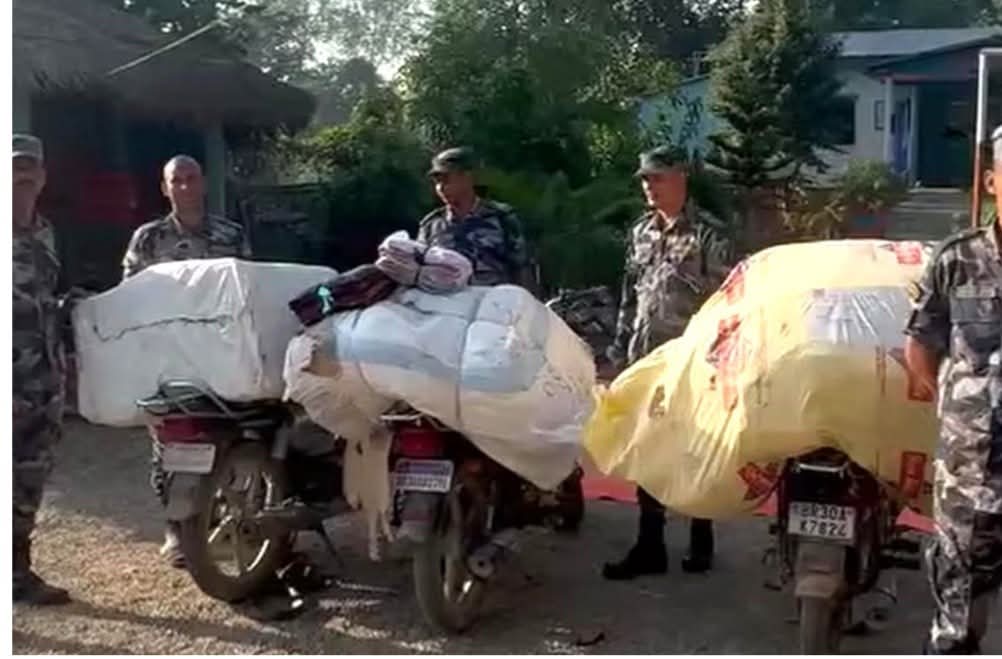 महोत्तरीका सीमावर्ती नाकामा तस्करीको जालो फैलियो, डिआईजीको नाम बेच्दै ‘घुमुवा आतंक’!